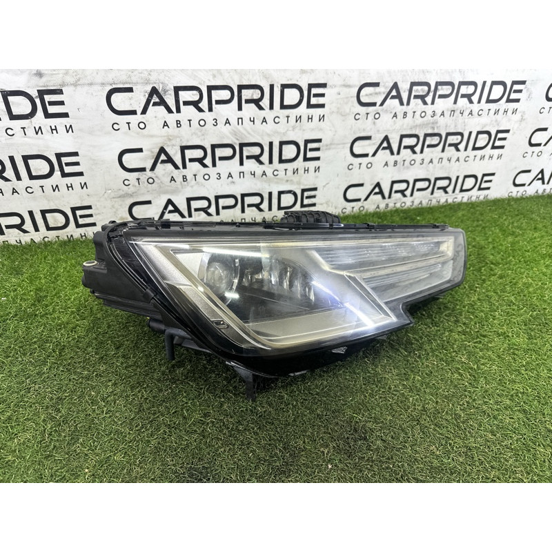 Фара (оптика) AUDI A4 B9 2017 2.0 TFSI 8W0941044B