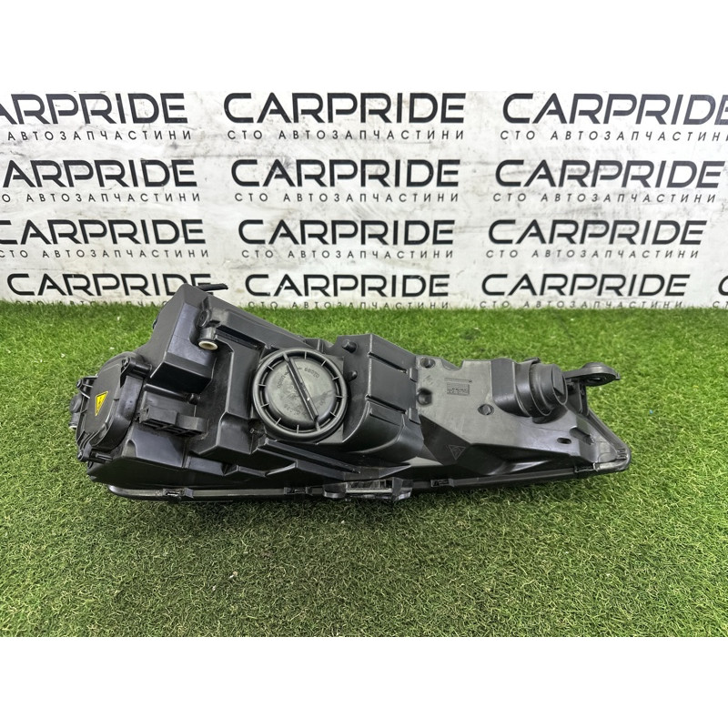 Фара (оптика) AUDI A4 B9 2017 2.0 TFSI 8W0941044B