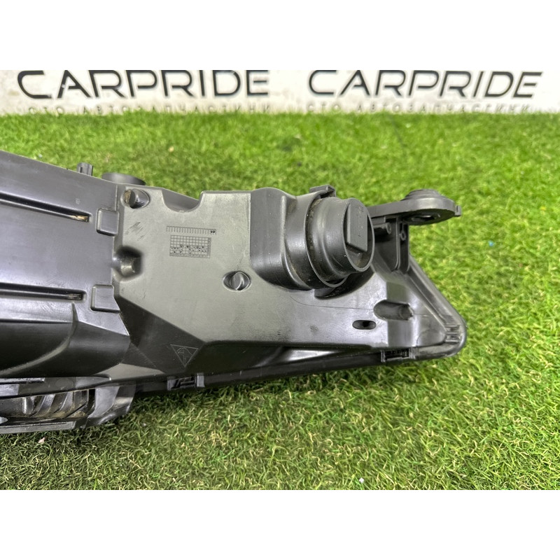 Фара (оптика) AUDI A4 B9 2017 2.0 TFSI 8W0941044B