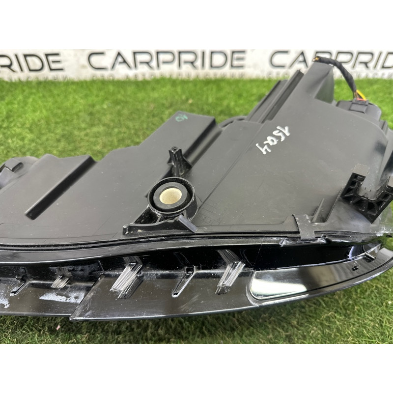 Фара (оптика) AUDI A4 B9 2017 2.0 TFSI 8W0941044B