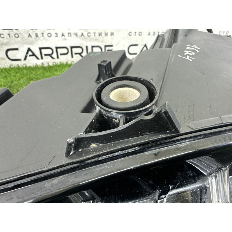 Фара (оптика) AUDI A4 B9 2017 2.0 TFSI 8W0941044B