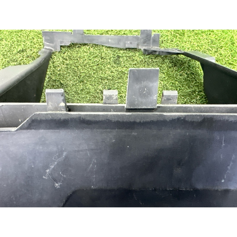 Воздуховод радиатора (кузов и элементы) LAND ROVER Range Rover L405 2016 5.0 LR038055