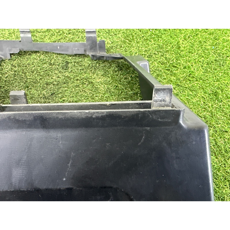 Воздуховод радиатора (кузов и элементы) LAND ROVER Range Rover L405 2016 5.0 LR038055