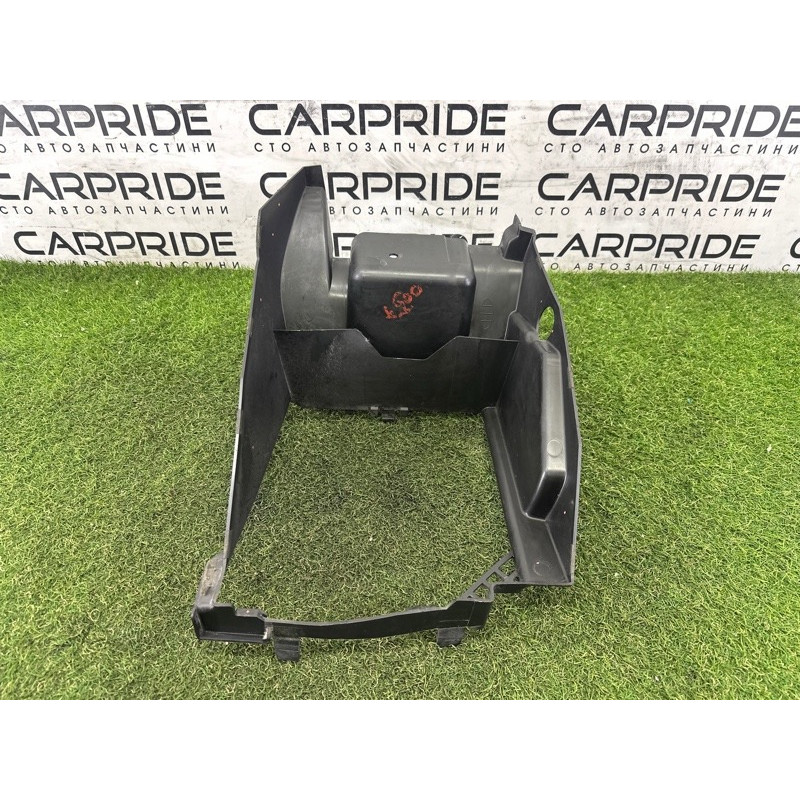 Воздуховод радиатора (кузов и элементы) LAND ROVER Range Rover L405 2016 5.0 LR038055