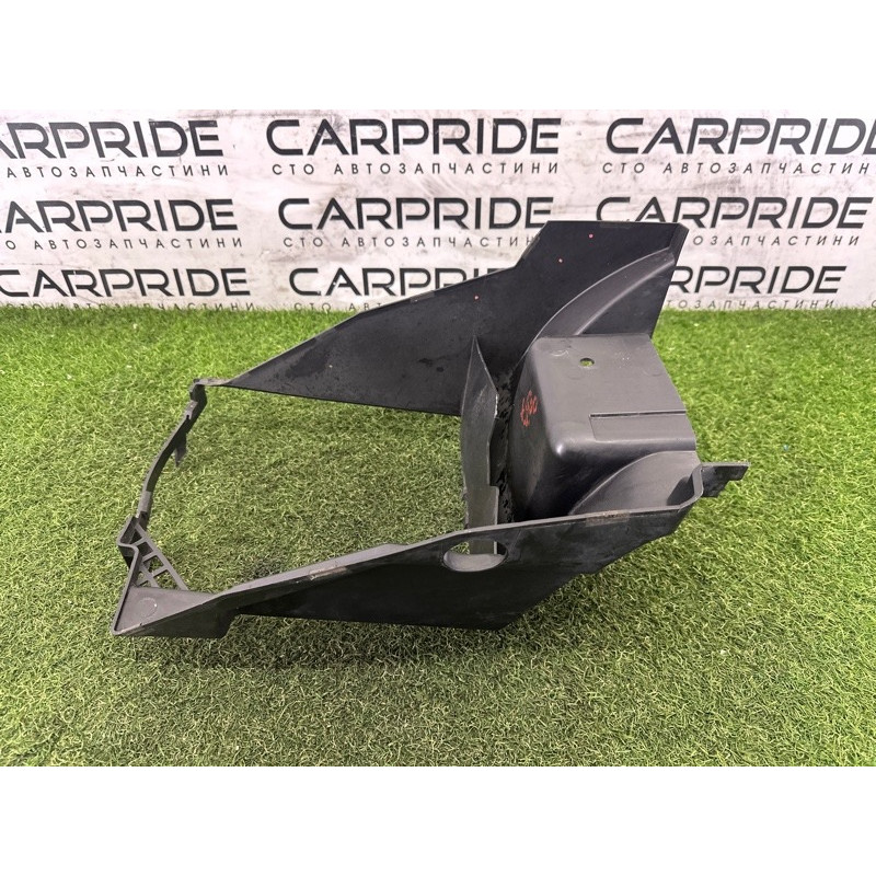 Воздуховод радиатора (кузов и элементы) LAND ROVER Range Rover L405 2016 5.0 LR038055