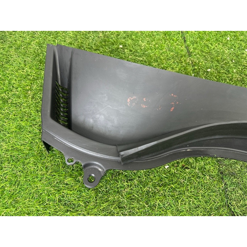 Жабо (кузов и элементы) LAND ROVER Range Rover L405 2016 5.0 LR079827