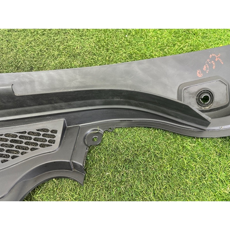 Жабо (кузов и элементы) LAND ROVER Range Rover L405 2016 5.0 LR079827