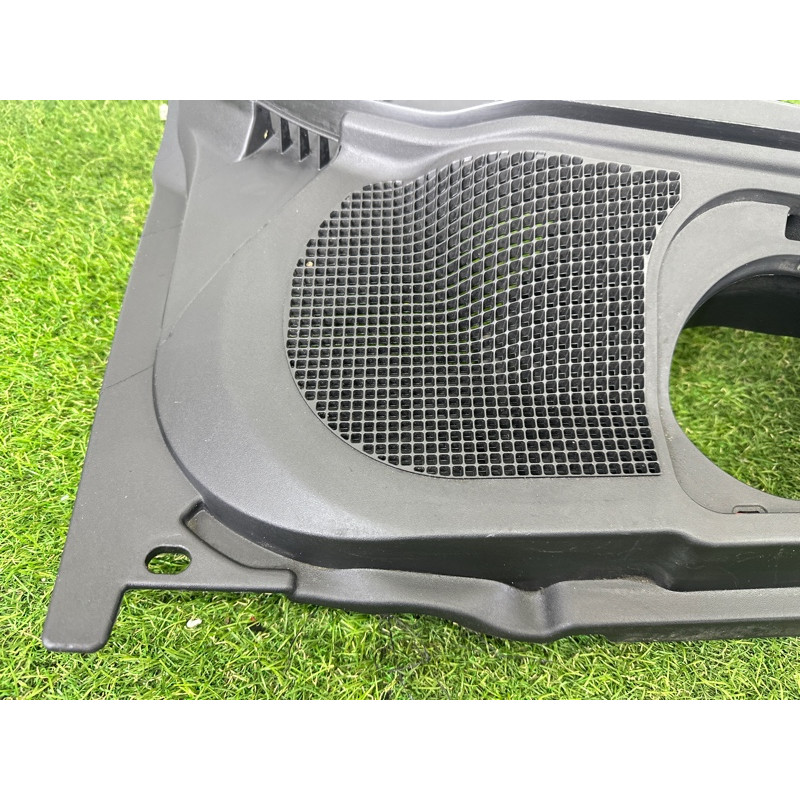 Жабо (кузов и элементы) LAND ROVER Range Rover Evoque L538 2016 2.0 LR073278