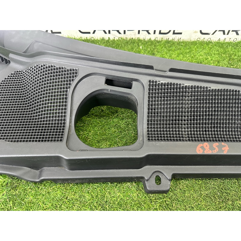 Жабо (кузов и элементы) LAND ROVER Range Rover Evoque L538 2016 2.0 LR073278