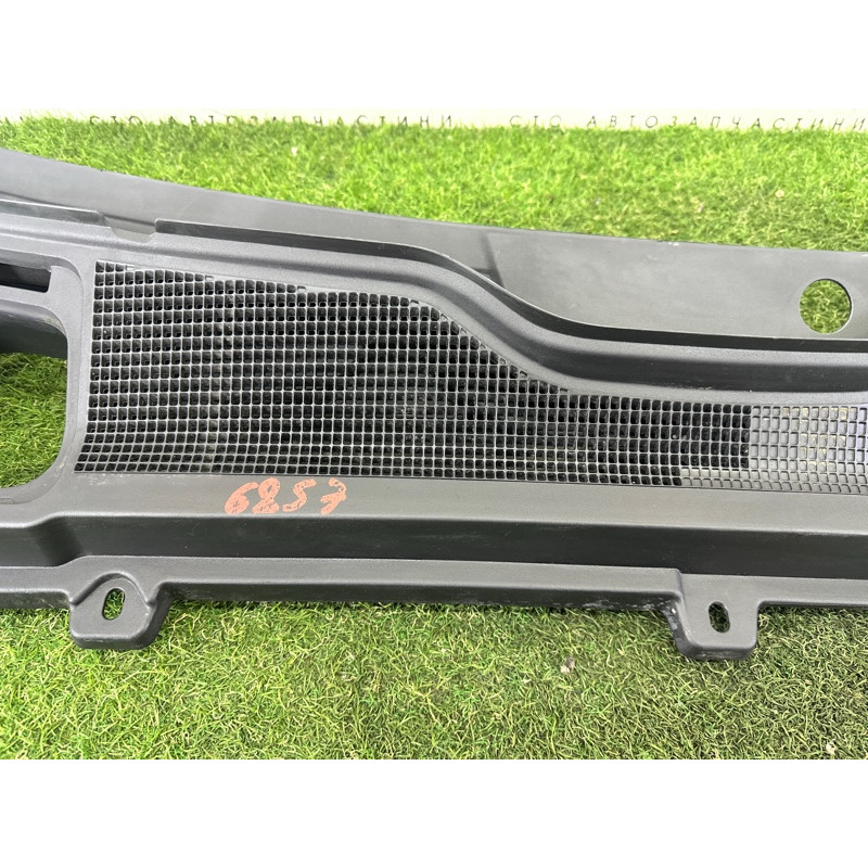 Жабо (кузов и элементы) LAND ROVER Range Rover Evoque L538 2016 2.0 LR073278