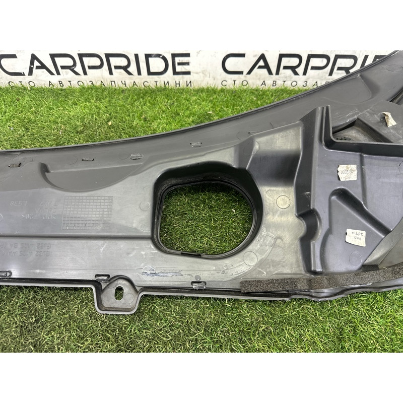 Жабо (кузов и элементы) LAND ROVER Range Rover Evoque L538 2016 2.0 LR073278