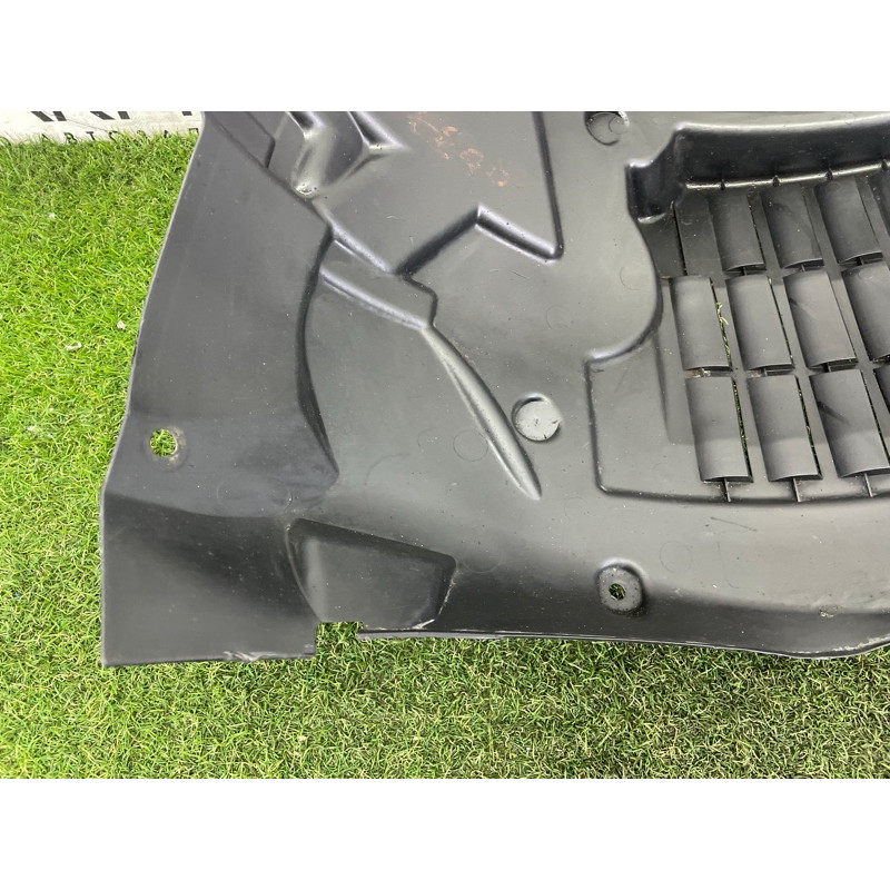 Подкрылок (кузов и элементы) LAND ROVER Range Rover L405 2016 5.0 LR033071