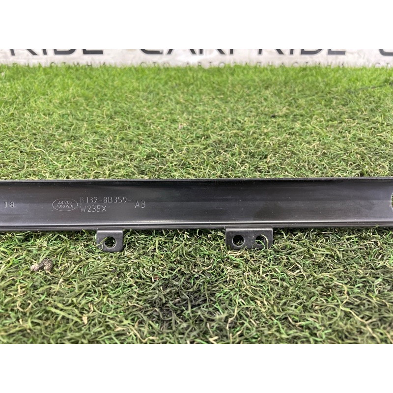 Распорка передней панели (кузов и элементы) LAND ROVER Range Rover Evoque L538 2016 2.0 LR044300