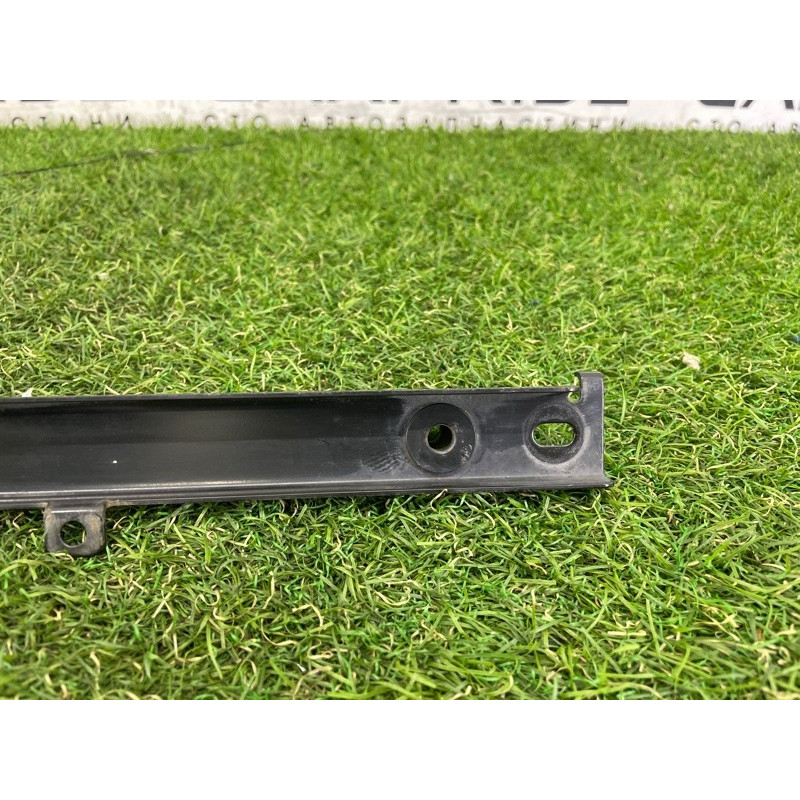 Распорка передней панели (кузов и элементы) LAND ROVER Range Rover Evoque L538 2016 2.0 LR044300