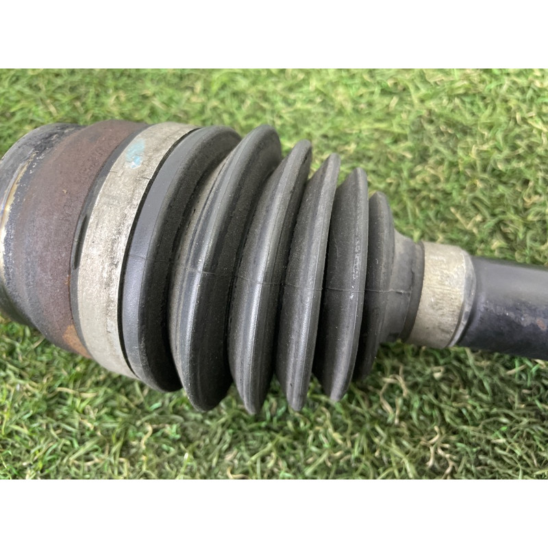 Привод (трансмиссия) LAND ROVER Range Rover Evoque L538 2016 2.0 LR062317