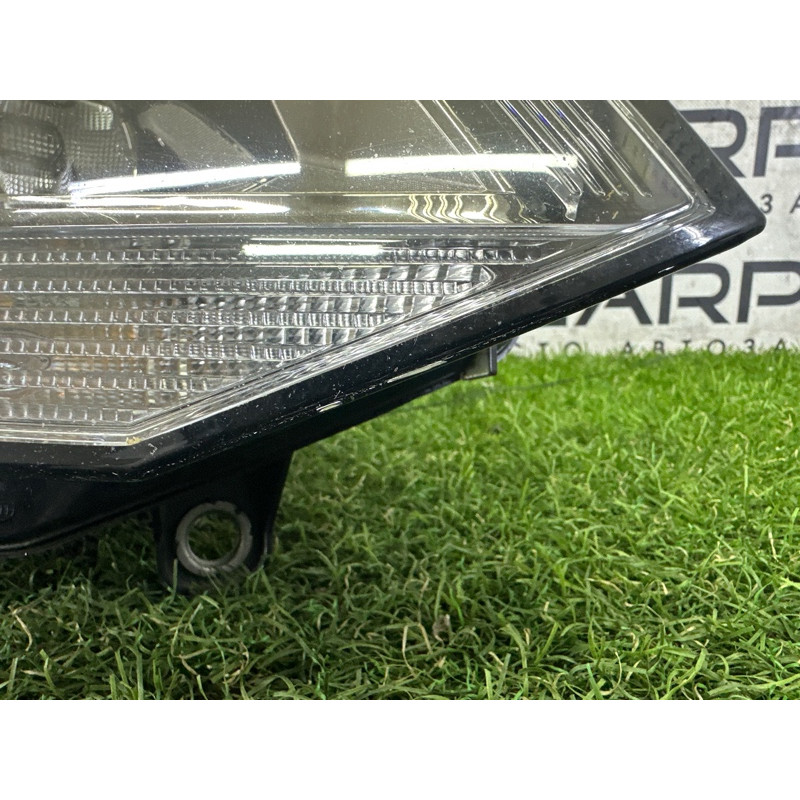 Фара (оптика) Volkswagen Touareg NF 2013 3.0 Hybrid 7P1941752A
