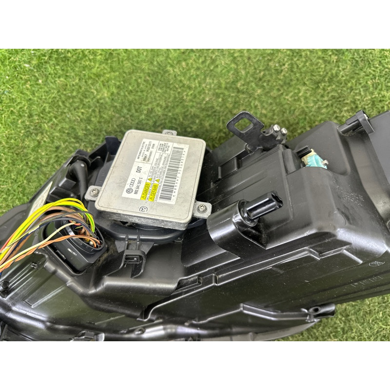 Фара (оптика) Volkswagen Touareg NF 2013 3.0 Hybrid 7P1941752A