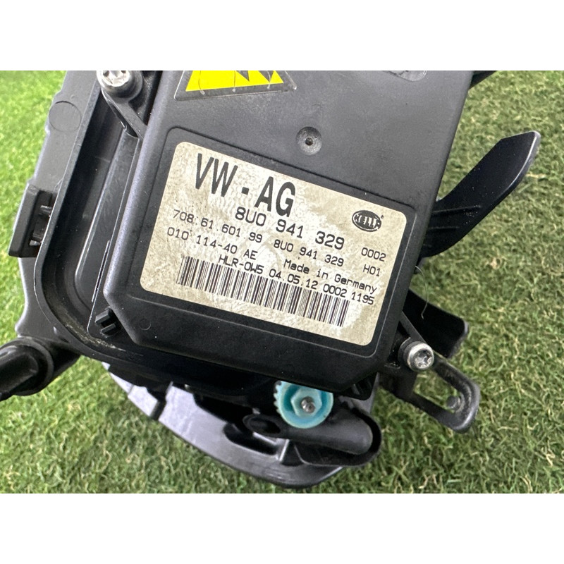 Фара (оптика) Volkswagen Touareg NF 2013 3.0 Hybrid 7P1941752A