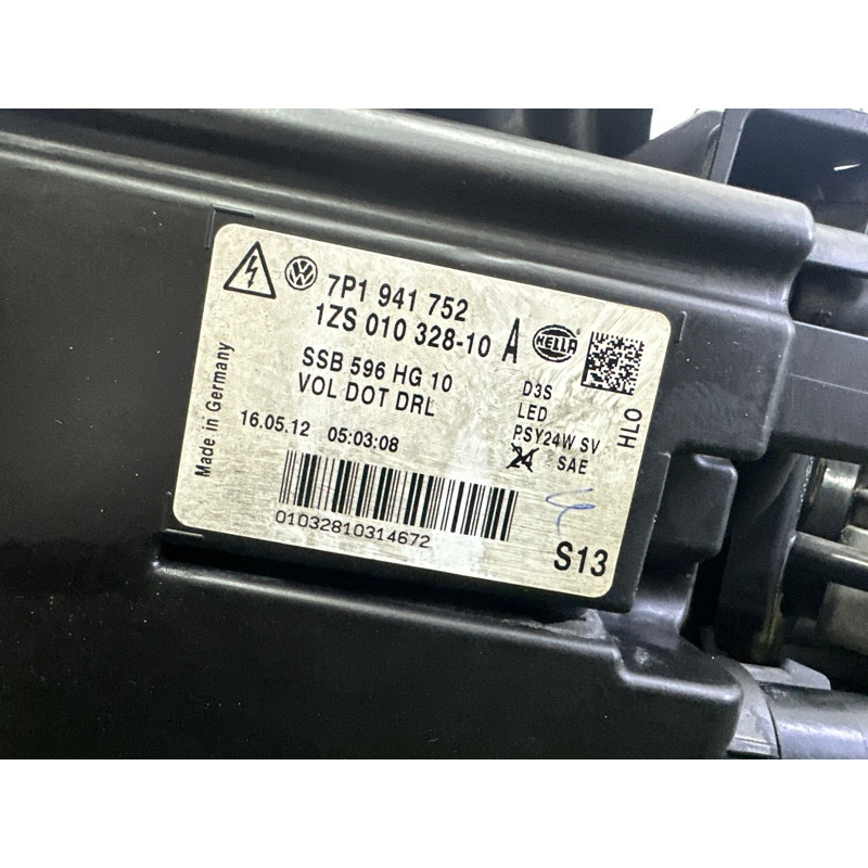 Фара (оптика) Volkswagen Touareg NF 2013 3.0 Hybrid 7P1941752A