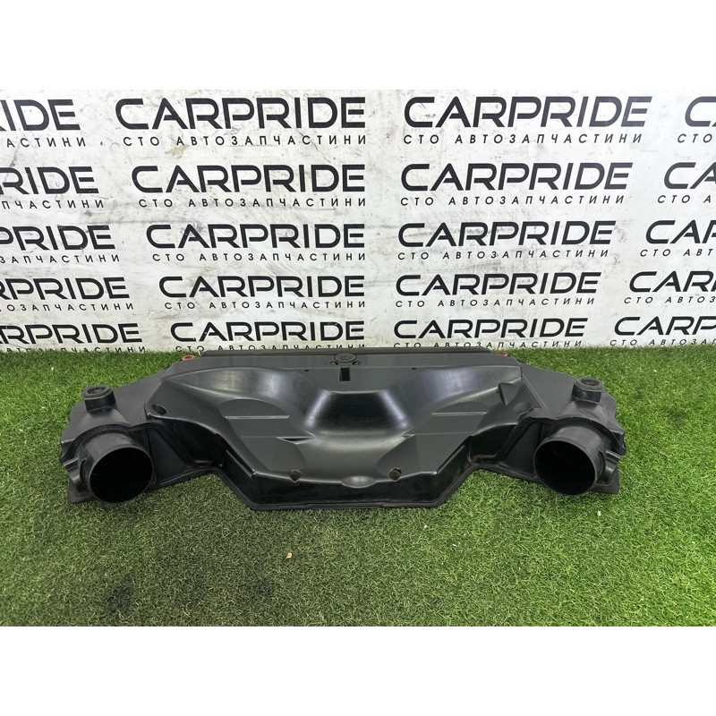 Корпус воздушного фильтра (впускная система) BMW X5 F15 2015 4.4 13717638564