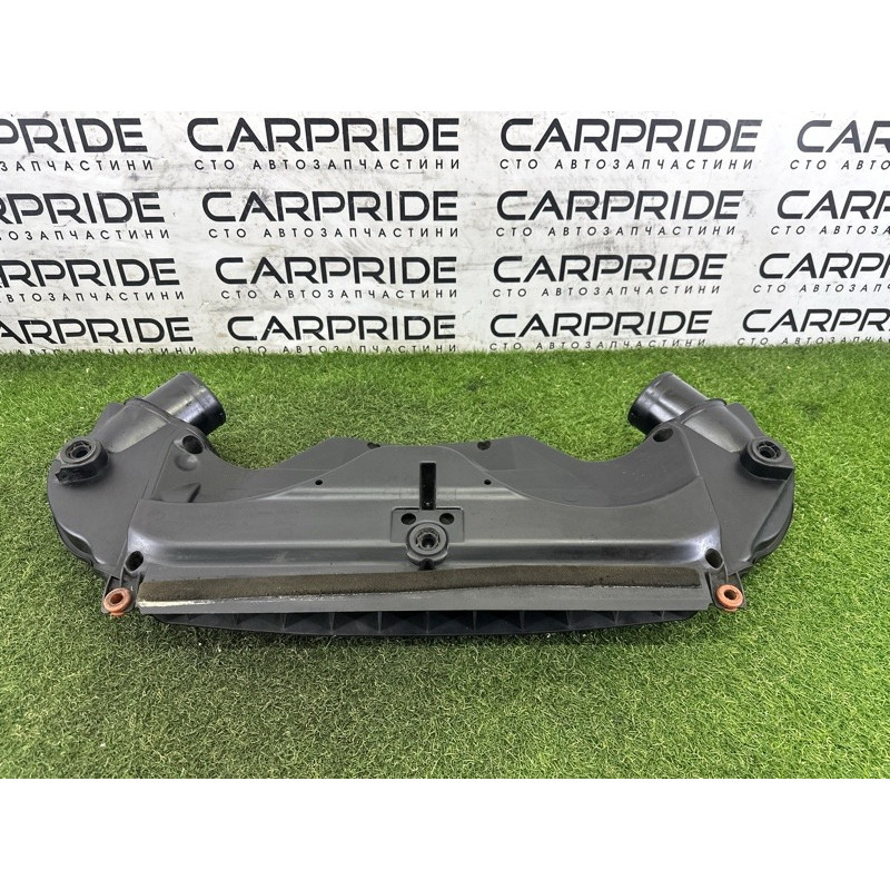 Корпус воздушного фильтра (впускная система) BMW X5 F15 2015 4.4 13717638564