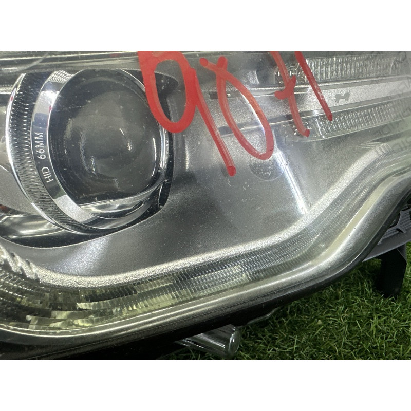 Фара (оптика) Jeep Grand Cherokee WK2 2014 3.0 Diesel 68111000AE