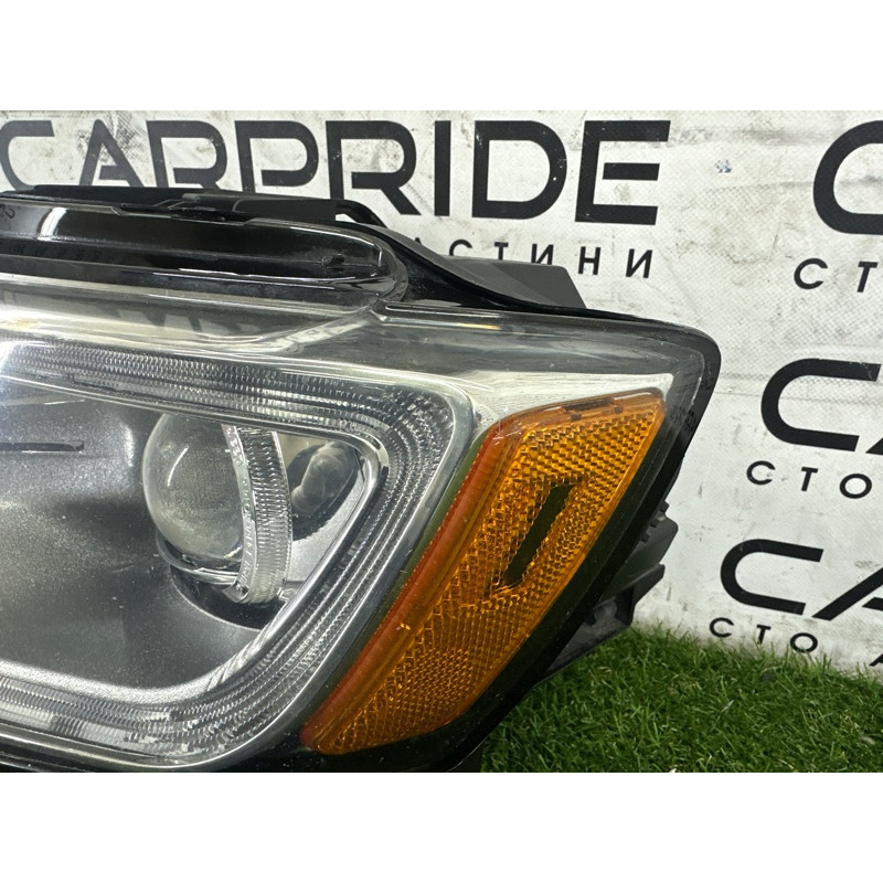 Фара (оптика) Jeep Grand Cherokee WK2 2014 3.0 Diesel 68111001AE