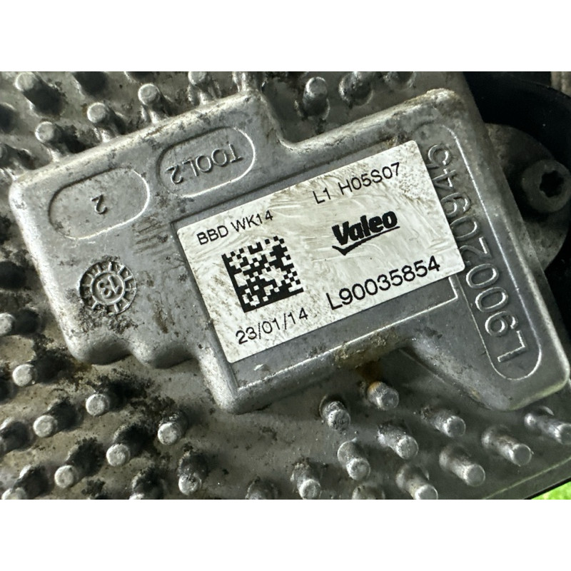 Фара (оптика) Jeep Grand Cherokee WK2 2014 3.0 Diesel 68111001AE