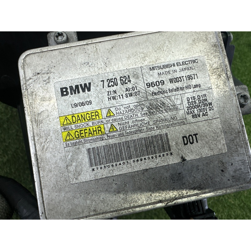 Фара (оптика) BMW 3-series E90 2010 3.0 N54 63117240261
