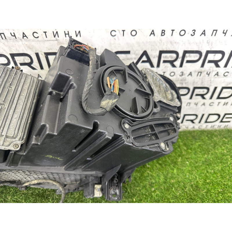 Фара (оптика) BMW X5 F15 2015 4.4 63117381142