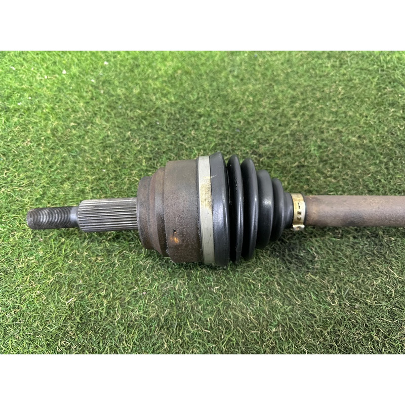 Привод (трансмиссия) Jeep Grand Cherokee WK2 2014 3.0 Diesel 52123523AA