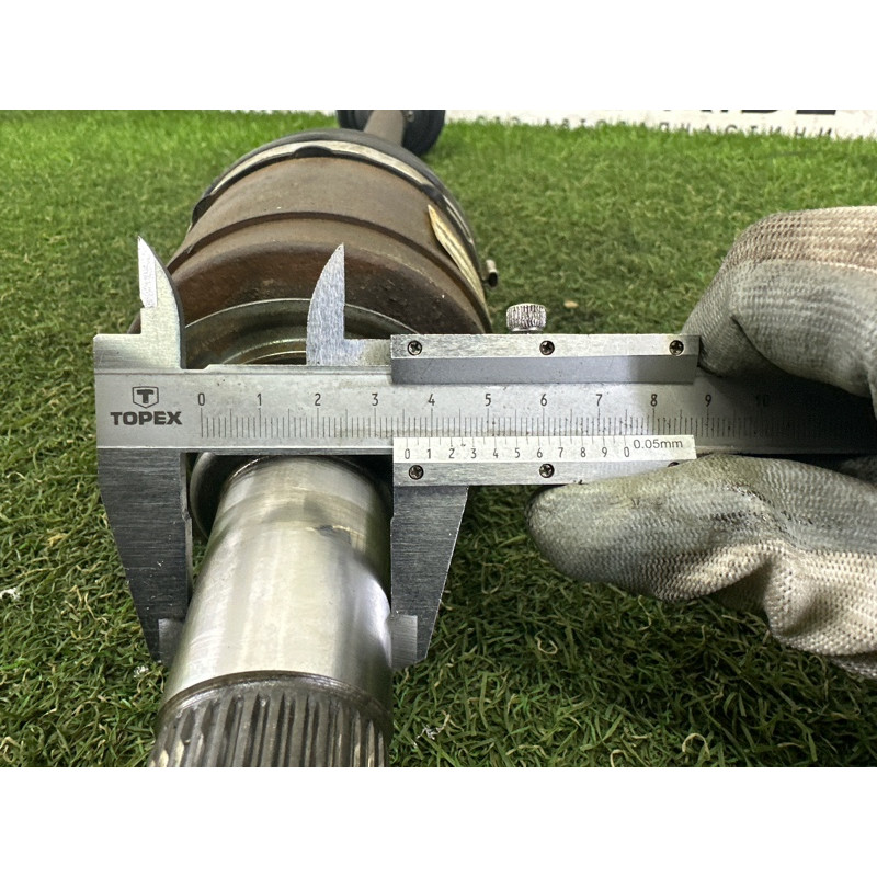 Привод (трансмиссия) Jeep Grand Cherokee WK2 2014 3.0 Diesel 52123523AA