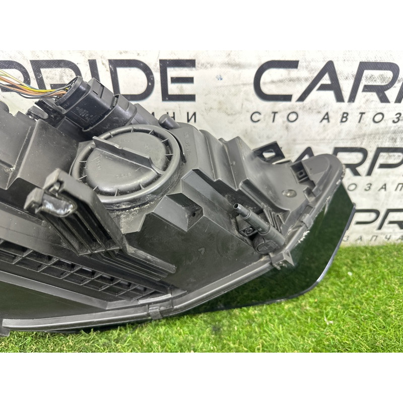 Фара (оптика) AUDI A4 B8 2014 2.0 TFSI 8K0941003AD