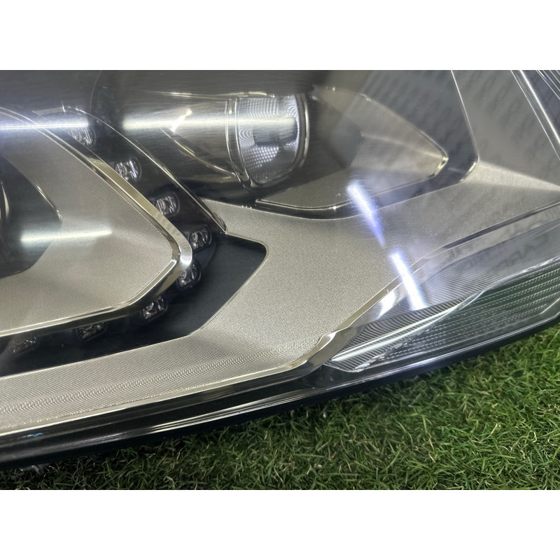 Фара (оптика) Volkswagen Touareg NF 2011 3.6 7P1941752A