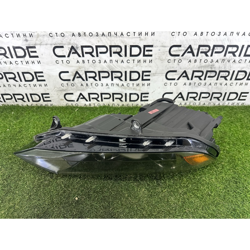 Фара (оптика) Volkswagen Touareg NF 2011 3.6 7P1941752A