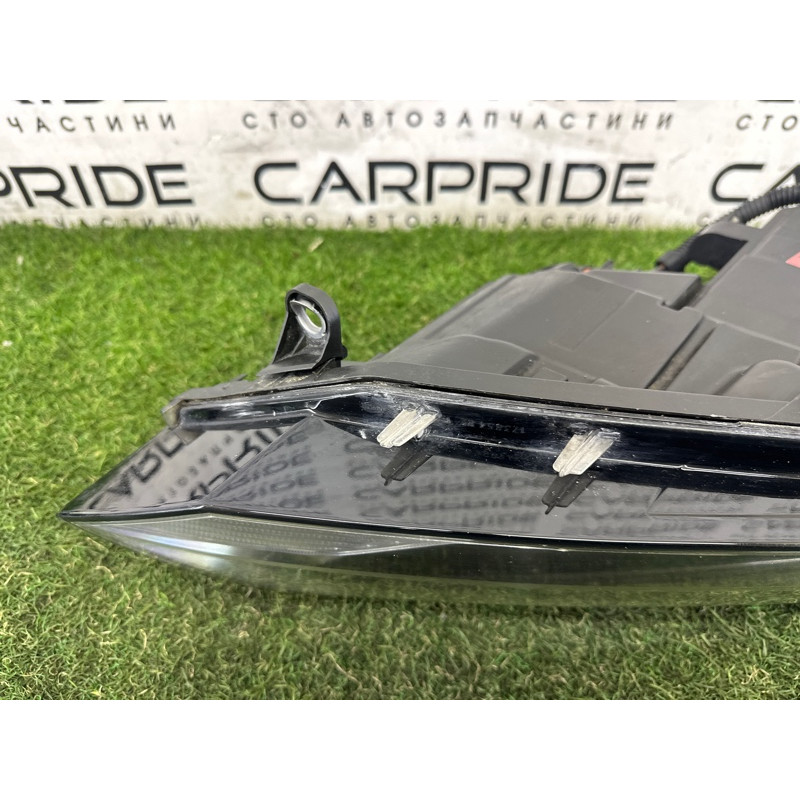 Фара (оптика) Volkswagen Touareg NF 2011 3.6 7P1941752A