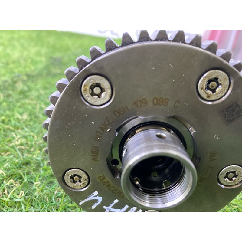 Распредвал впускной (двигатель и элементы) AUDI A4 B8 2012 2.0 CAEB 06H109021K