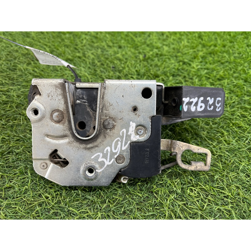 Замок двери (кузов и элементы) BMW 3-series E36 51218122418