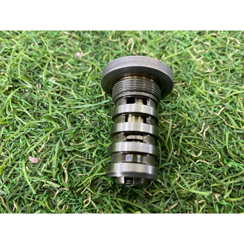 Клапан фазорегулятора (электрика двигателя) AUDI A4 B8 2012 2.0 CAEB 06H109257C