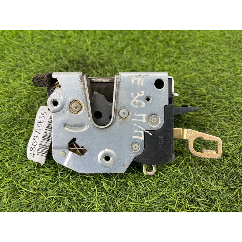 Замок двери (кузов и элементы) BMW 3-series E36 1993 M40B18 51218122418