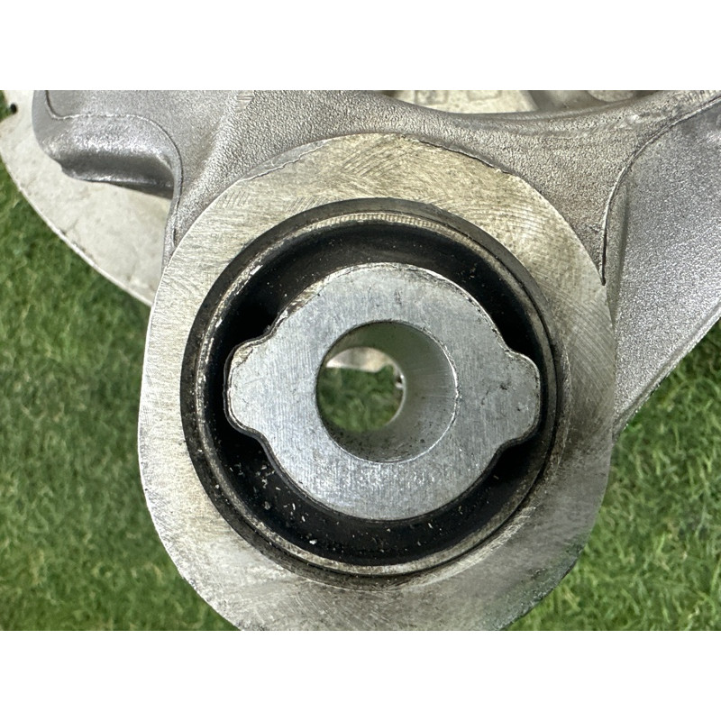 Цапфа подвески (подвеска) LAND ROVER Range Rover Evoque L538 2016 2.0 LR068883