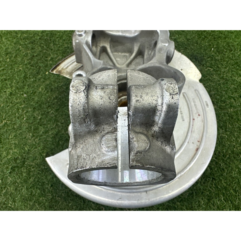 Цапфа подвески (подвеска) LAND ROVER Range Rover Evoque L538 2016 2.0 LR068883