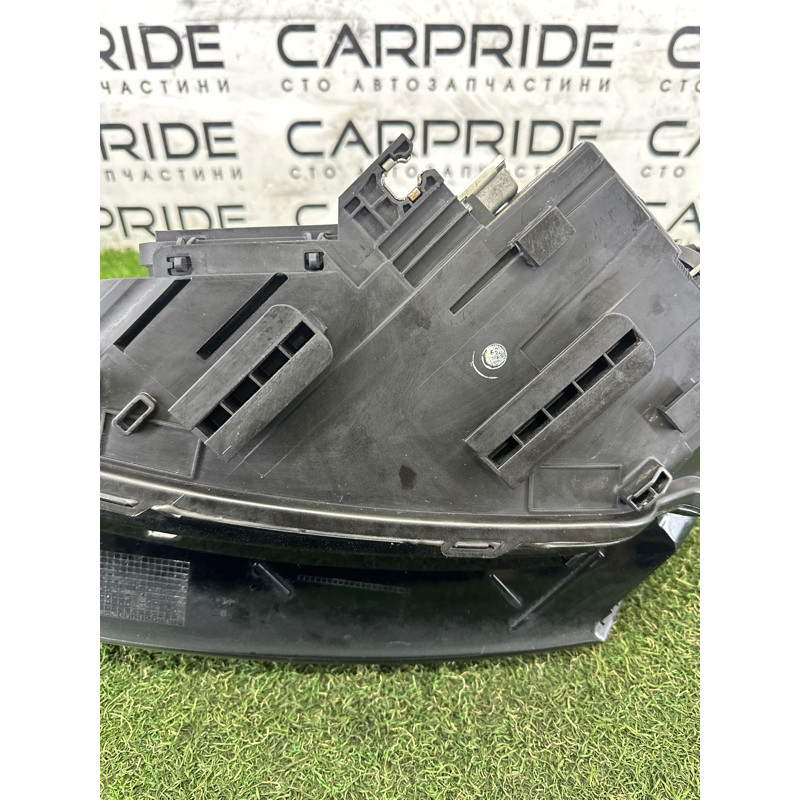 Фара (оптика) AUDI Q5 8R 2012 3.2 8R0941030AH