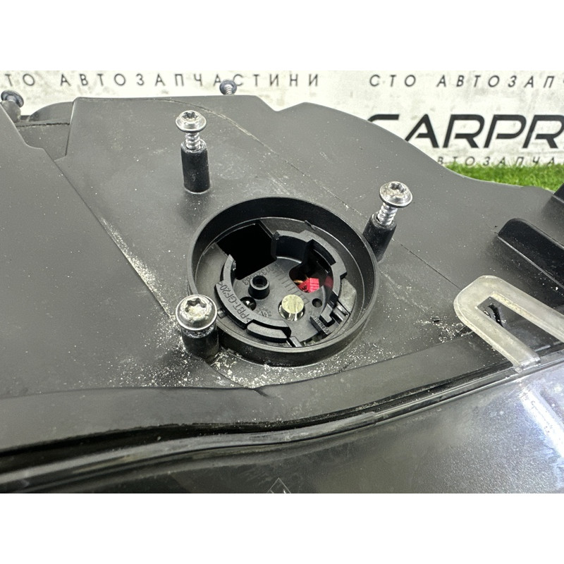 Фара (оптика) BMW X5 E70 2012 3.0 N55B30 63127298451