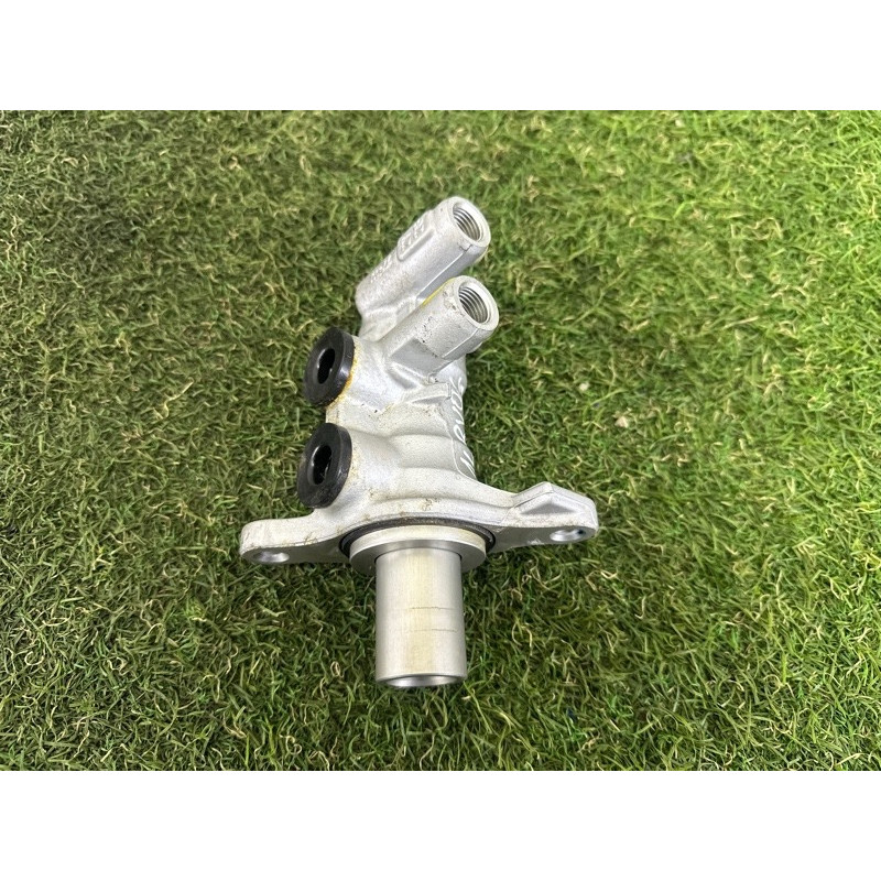 Главный тормозной цилиндр (тормозная система) LAND ROVER Range Rover L405 2016 5.0 LR048138