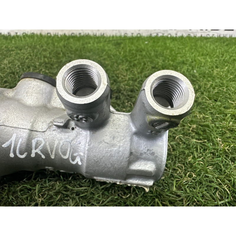 Главный тормозной цилиндр (тормозная система) LAND ROVER Range Rover L405 2016 5.0 LR048138