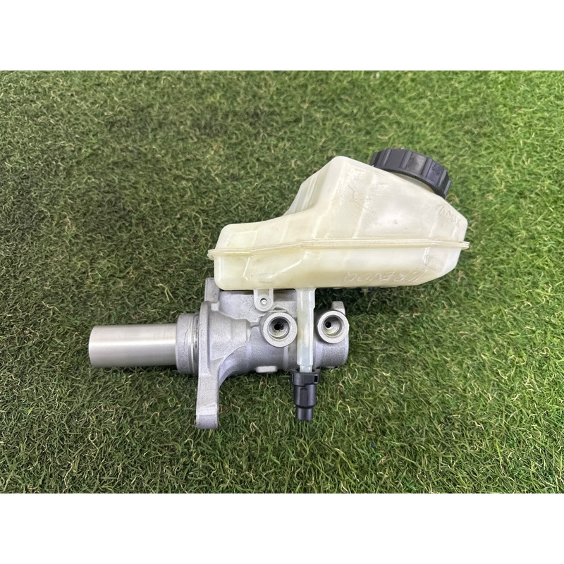 Главный тормозной цилиндр (тормозная система) LAND ROVER Range Rover Evoque L538 2016 2.0 LR061403