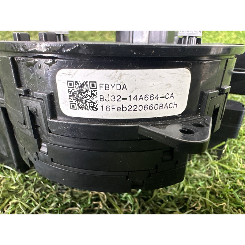 Подрулевой шлейф (электрика) LAND ROVER Range Rover Evoque L538 2016 2.0 LR084445