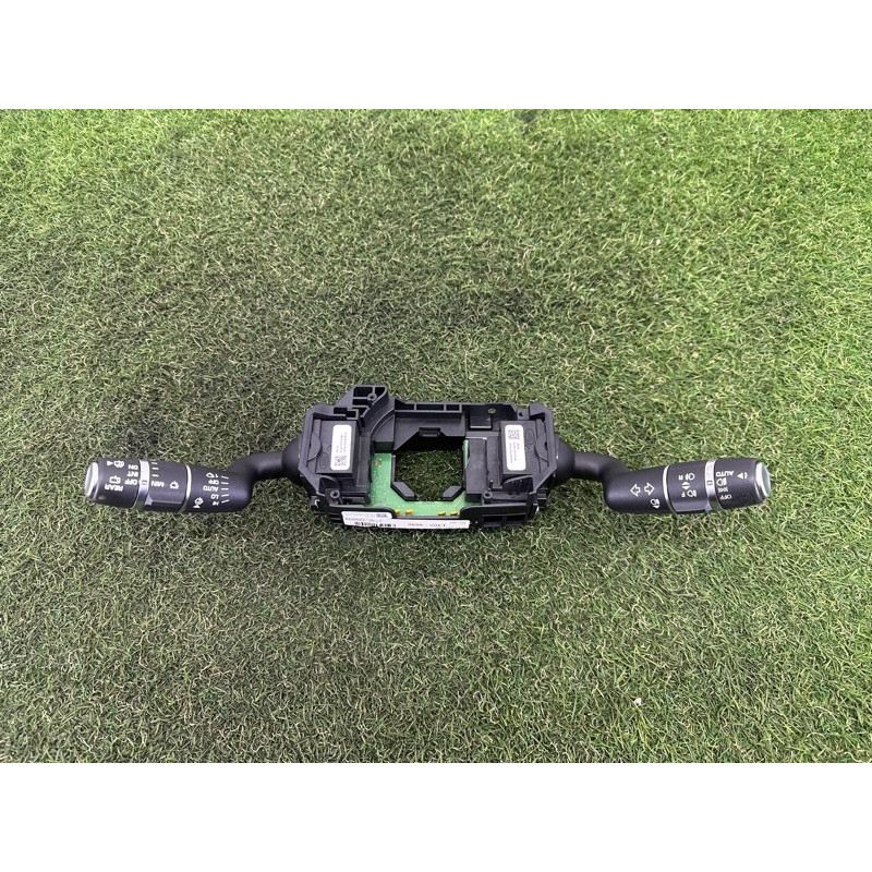 Блок подрулевых переключателей (электрика) LAND ROVER Range Rover L405 2016 5.0 LR042312