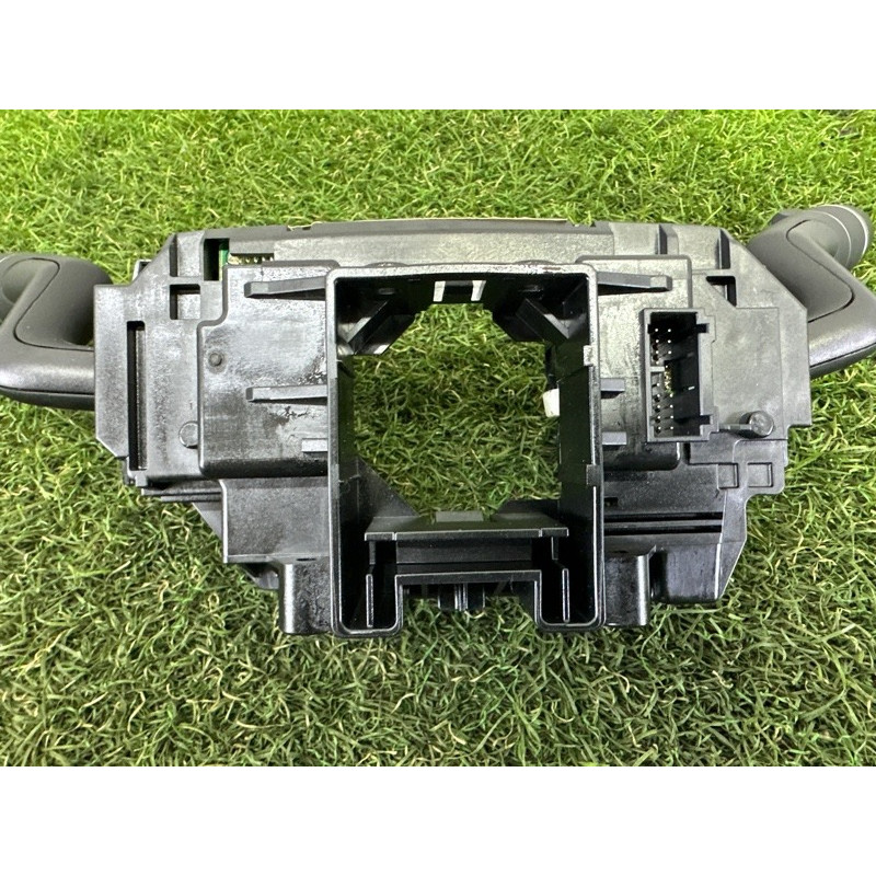 Блок подрулевых переключателей (электрика) LAND ROVER Range Rover L405 2016 5.0 LR042312